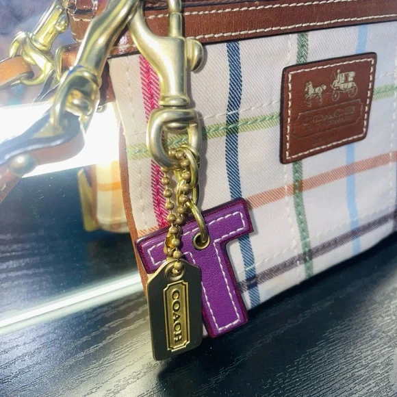 Coach Collector’s Letter "T" Charm - Two-Tone Saddle/Purple w/ two gold hangtags - Picture 8 of 9